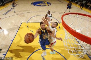 系显得尤为 系显得尤为