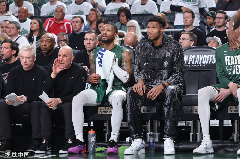 他的表现不 他的表现不