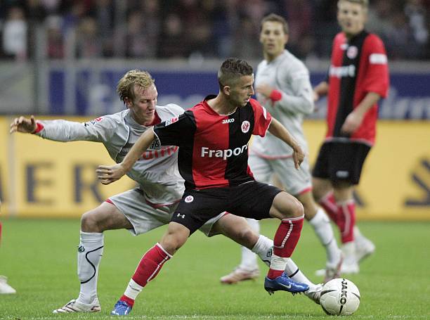 他不仅个人 他不仅个人